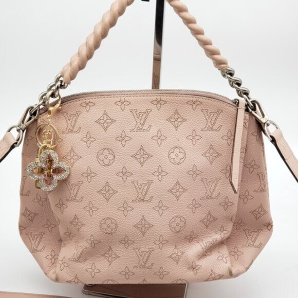 Authentic Louis Vuitton Lock & Key with Unbranded Pink Floral Clover Keychain - Picture 7 of 7